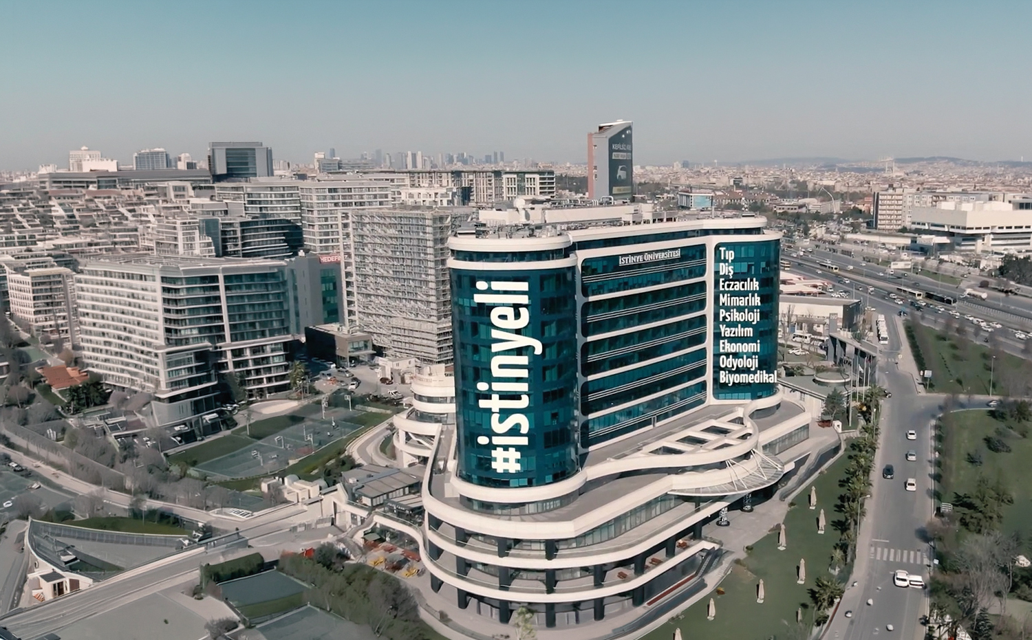 İstinye Üniversitesi